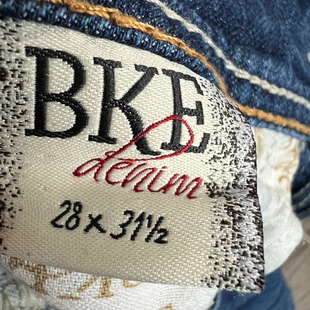 BKE Stella Slim Bootcut Jeans Womens 28 x 31.5 Dark Wash Low Rise Distressed - Picture 11 of 13